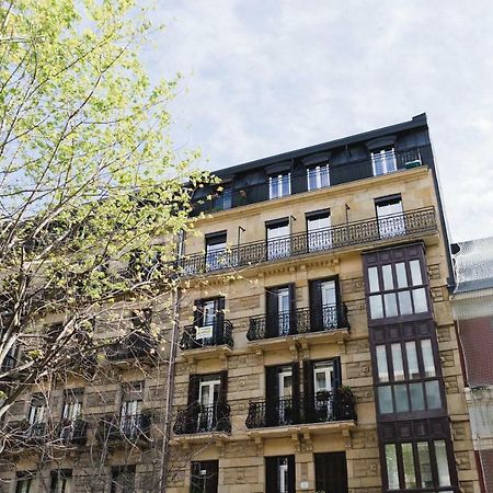 Urbieta Suite Apartment San Sebastian Luaran gambar
